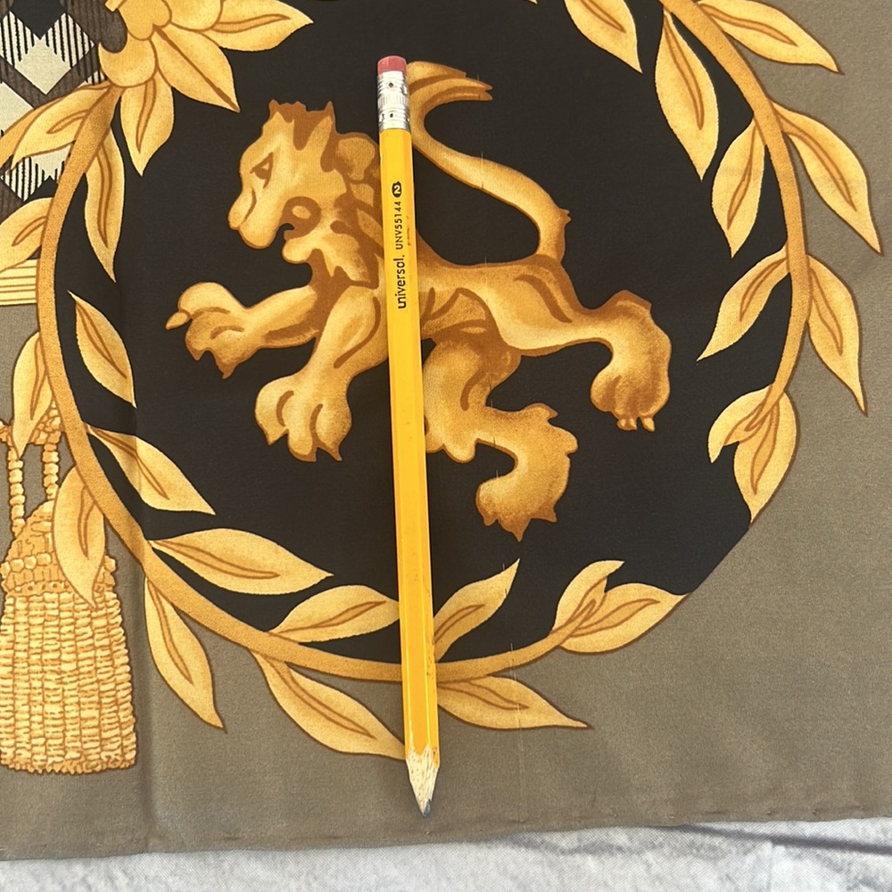 VTG 80’s Express handsome gold taupe scarf lions tassel preppy 80’s square - Picture 6 of 7